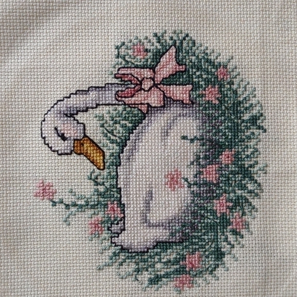 𝅺vintage Hand Stitched Cross Stitch Goose & Wreath Completed - Picture 1 of 8